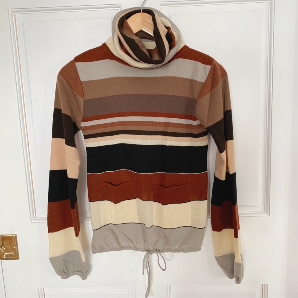 Vintage GAP Turtleneck with Tie Bottom